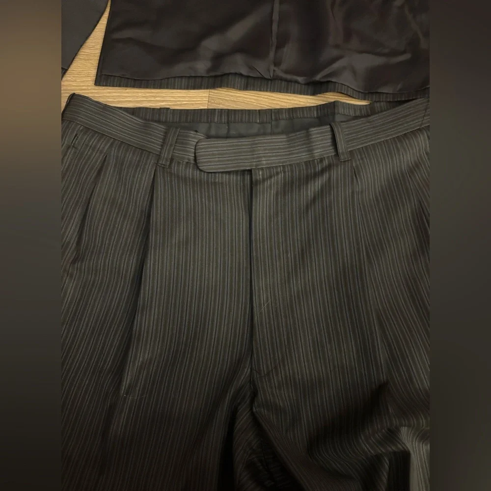 Custom Suit - Picture 11 of 16